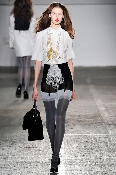 Look 4